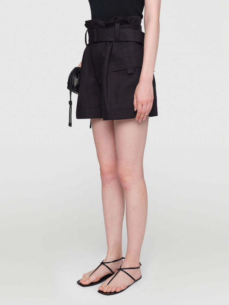 Gabardine  Dumbi  Shorts  2