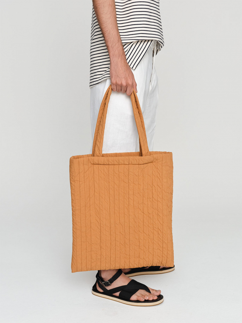 Corrugated Cotton  Pillow  Tote  1